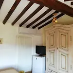 Le Travi سارزانا