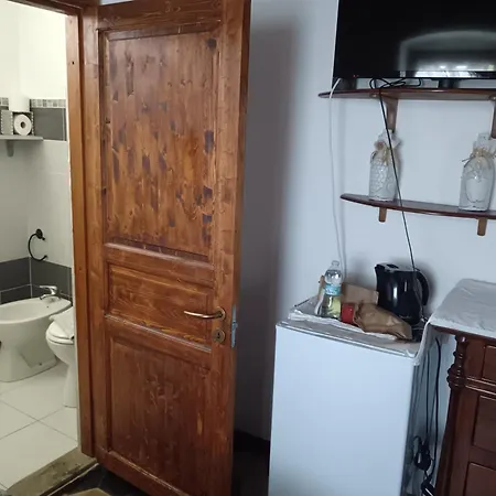 Le Travi Oda ve Kahvaltı Sarzana