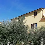 Le Travi Bed & Breakfast 3*