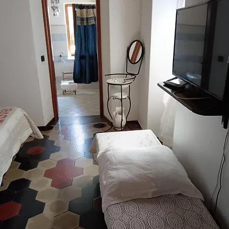 לינה וארוחת בוקר Le Travi 3*