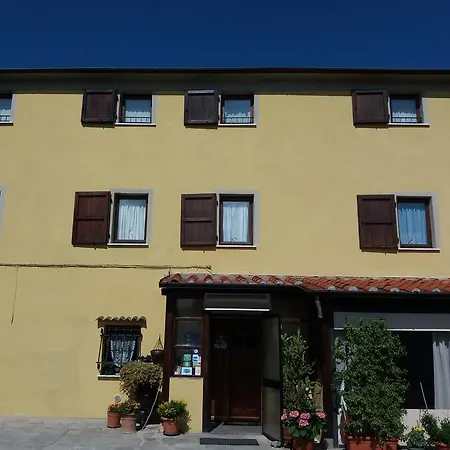 Le Travi * Sarzana