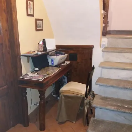 Le Travi Panzió Sarzana